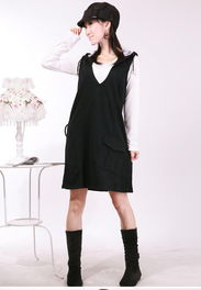 輝弘服飾春季新品 心型領(lǐng)連帽兩件套馬甲身裙，腰帶點(diǎn)綴優(yōu)雅風(fēng)姿